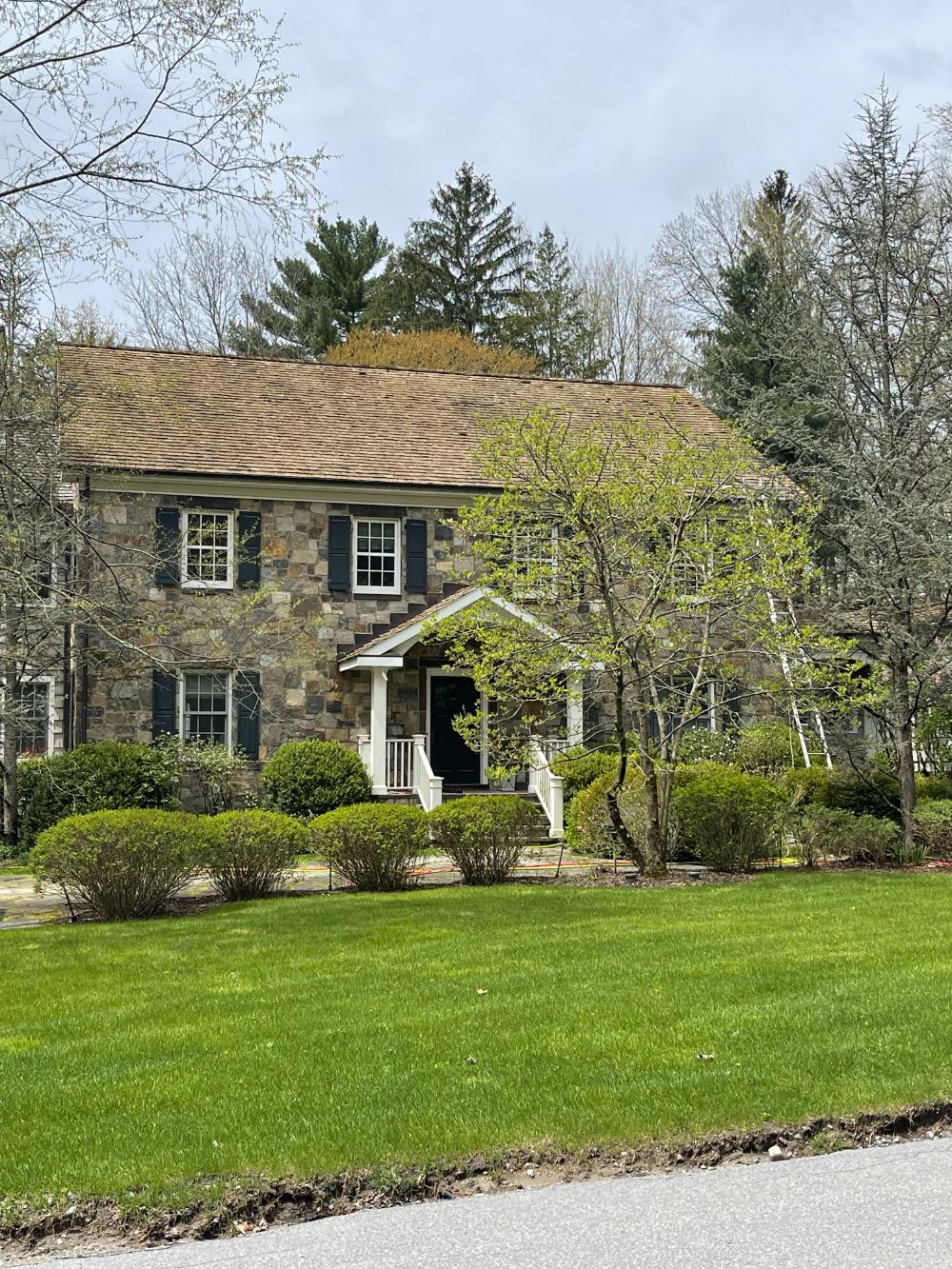 Roof Cleaning in Bedford, NY